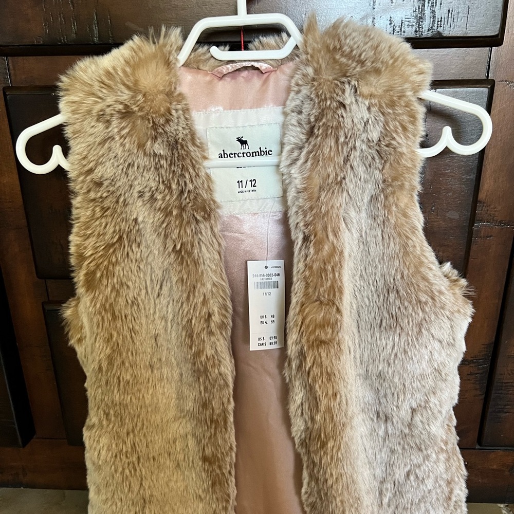 Abercrombie Kids - Faux Fur Vest